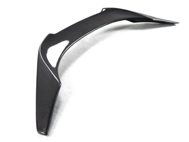 V Style
Rear spoiler