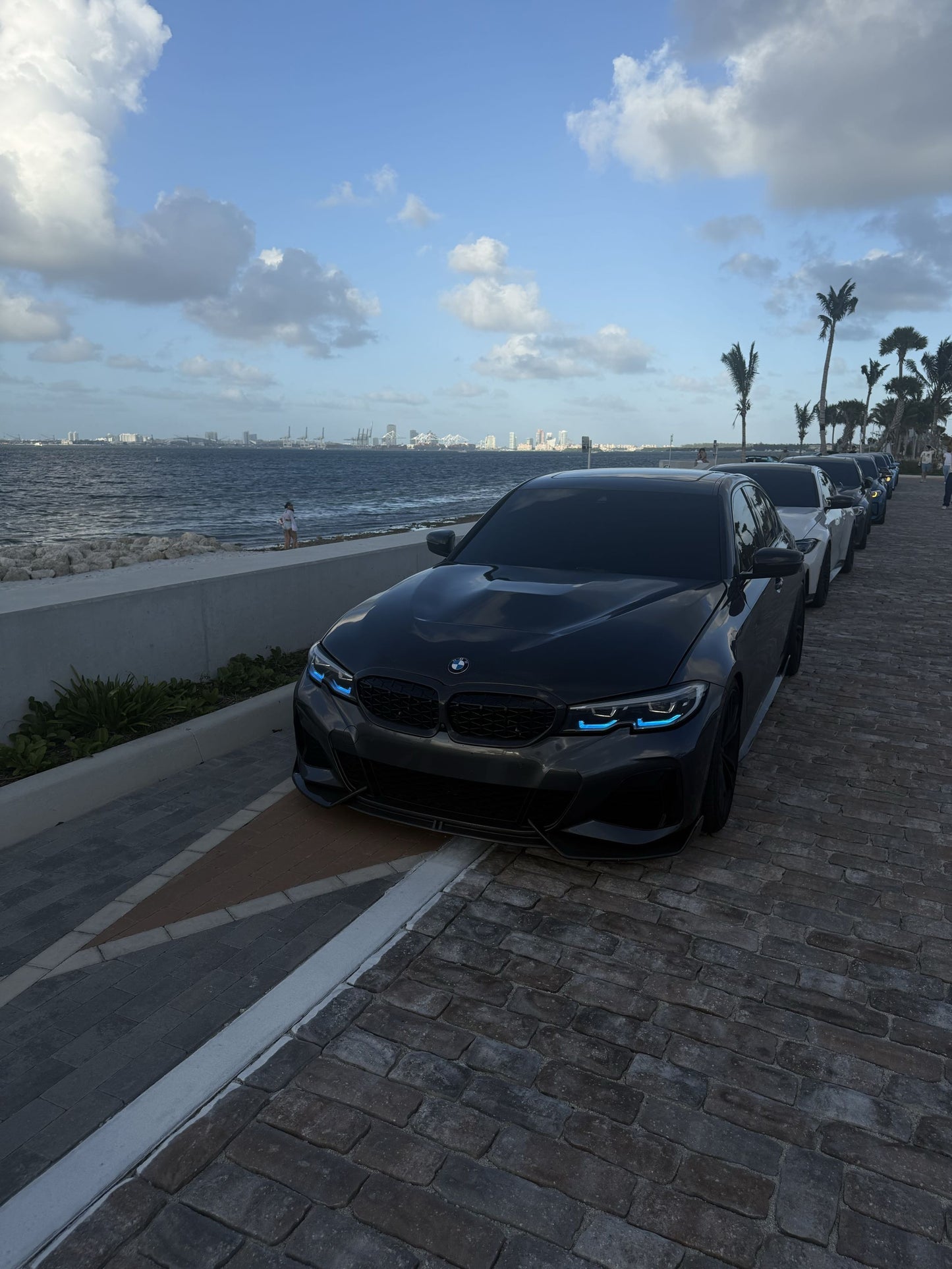 AD Style Carbon Fiber Front Lip - G20 3 Series