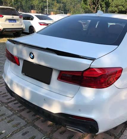 M4 Style Rear Spoiler (BMW F90 M5 2017+)